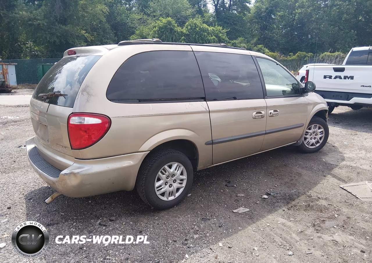 2002 Dodge Grand Caravan Sport VIN:2B8GP44382R784745 - 4