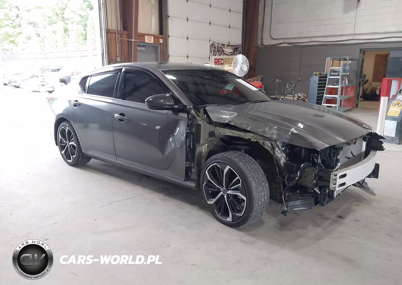 2025 Nissan Altima Sr Fwd – zdjęcie 1 z 19