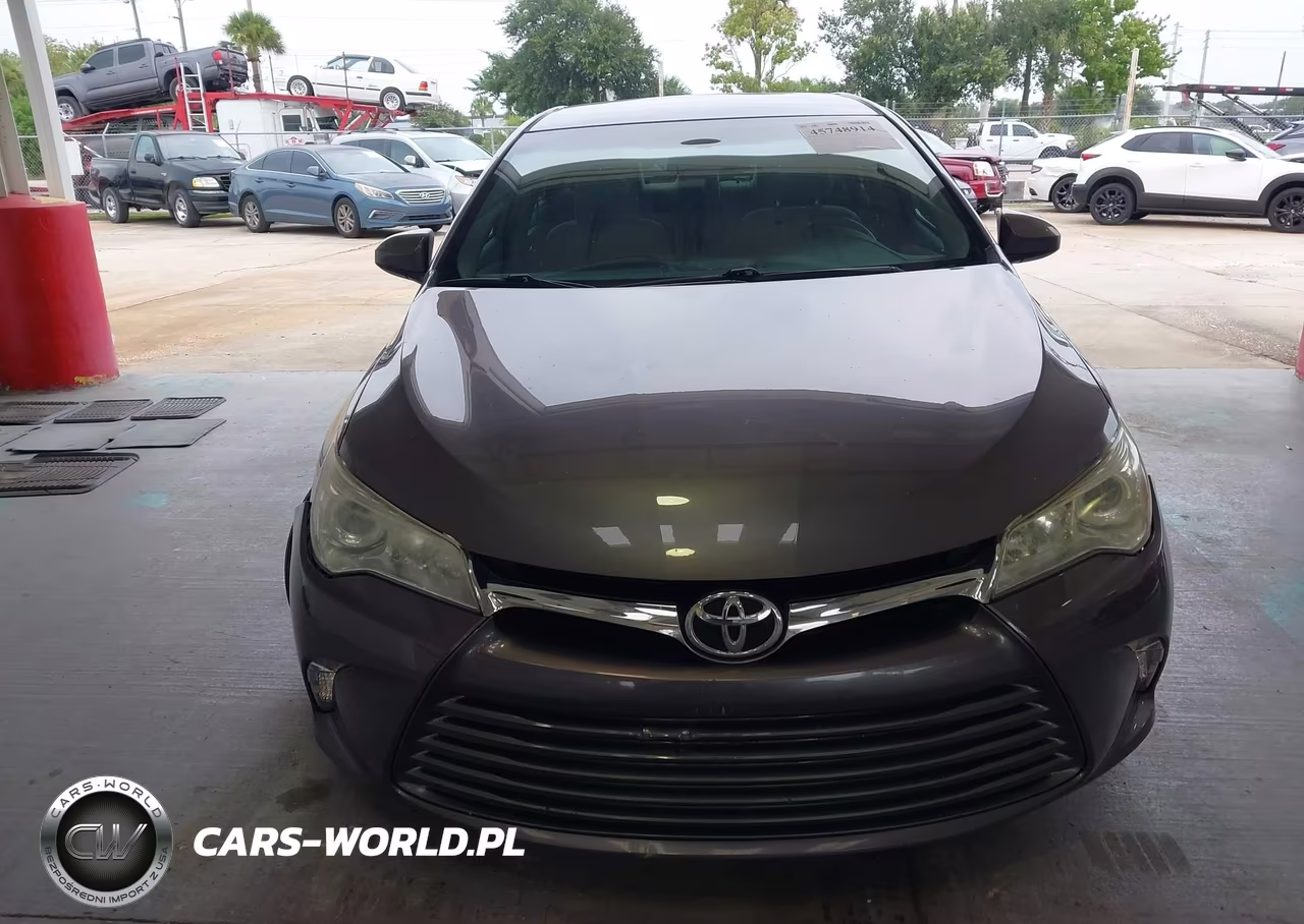 2015 Toyota Camry Le VIN:4T1BF1FK7FU027070 - 12