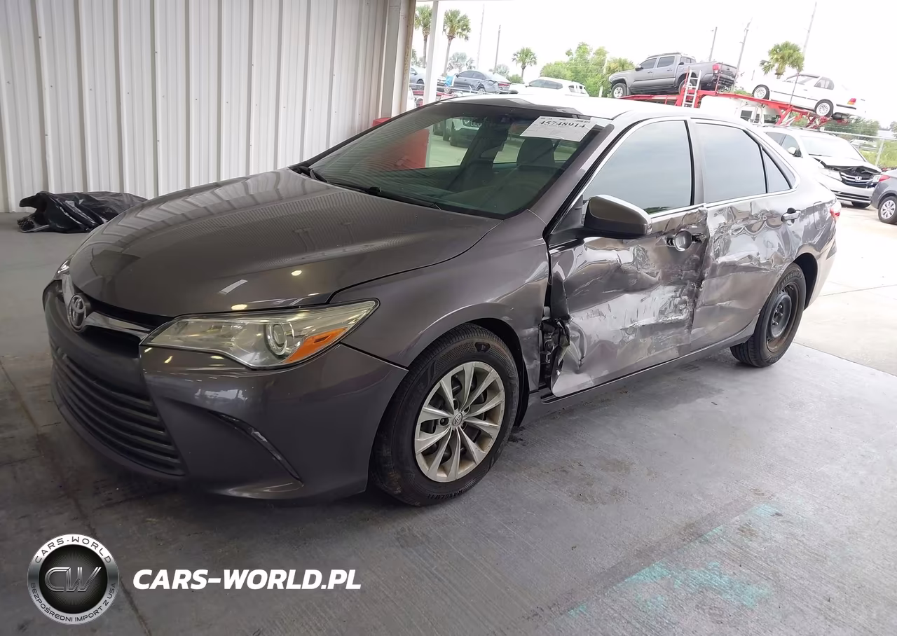 2015 Toyota Camry Le VIN:4T1BF1FK7FU027070 - 2