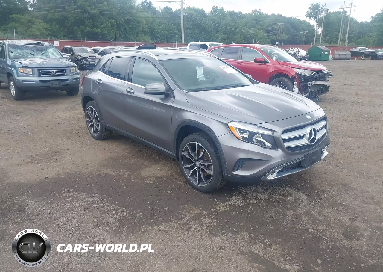 2017 Mercedes-Benz Gla 250 4Matic – zdjęcie 1 z 11