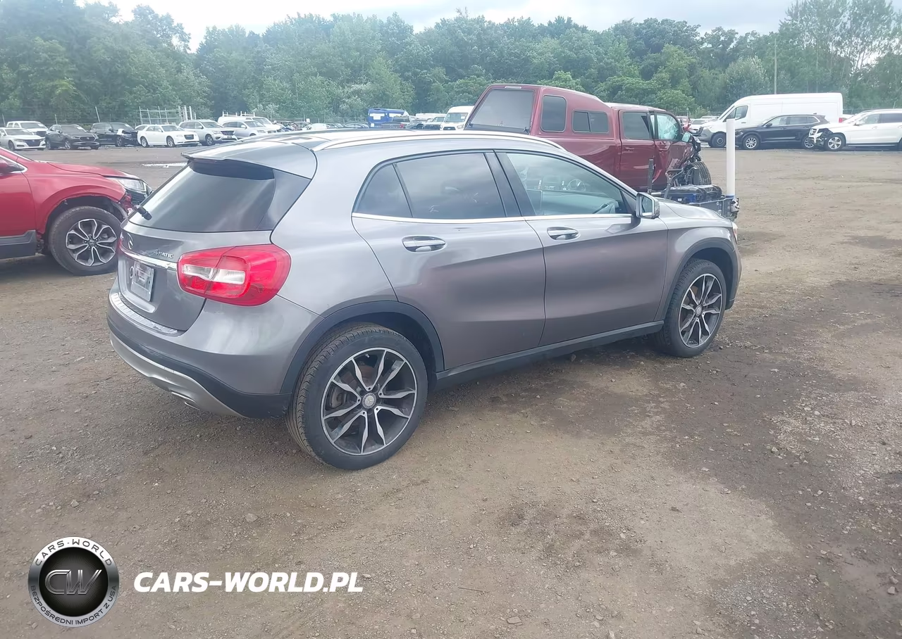 2017 Mercedes-Benz Gla 250 4Matic VIN:WDCTG4GB5HJ359903 - 4