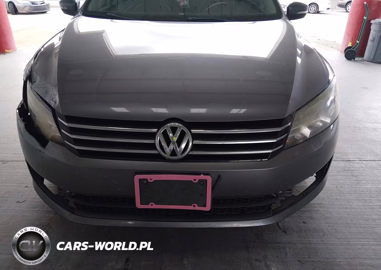 2015 Volkswagen Passat 1.8T Wolfsburg Edition VIN:1VWAT7A32FC024270 - 12
