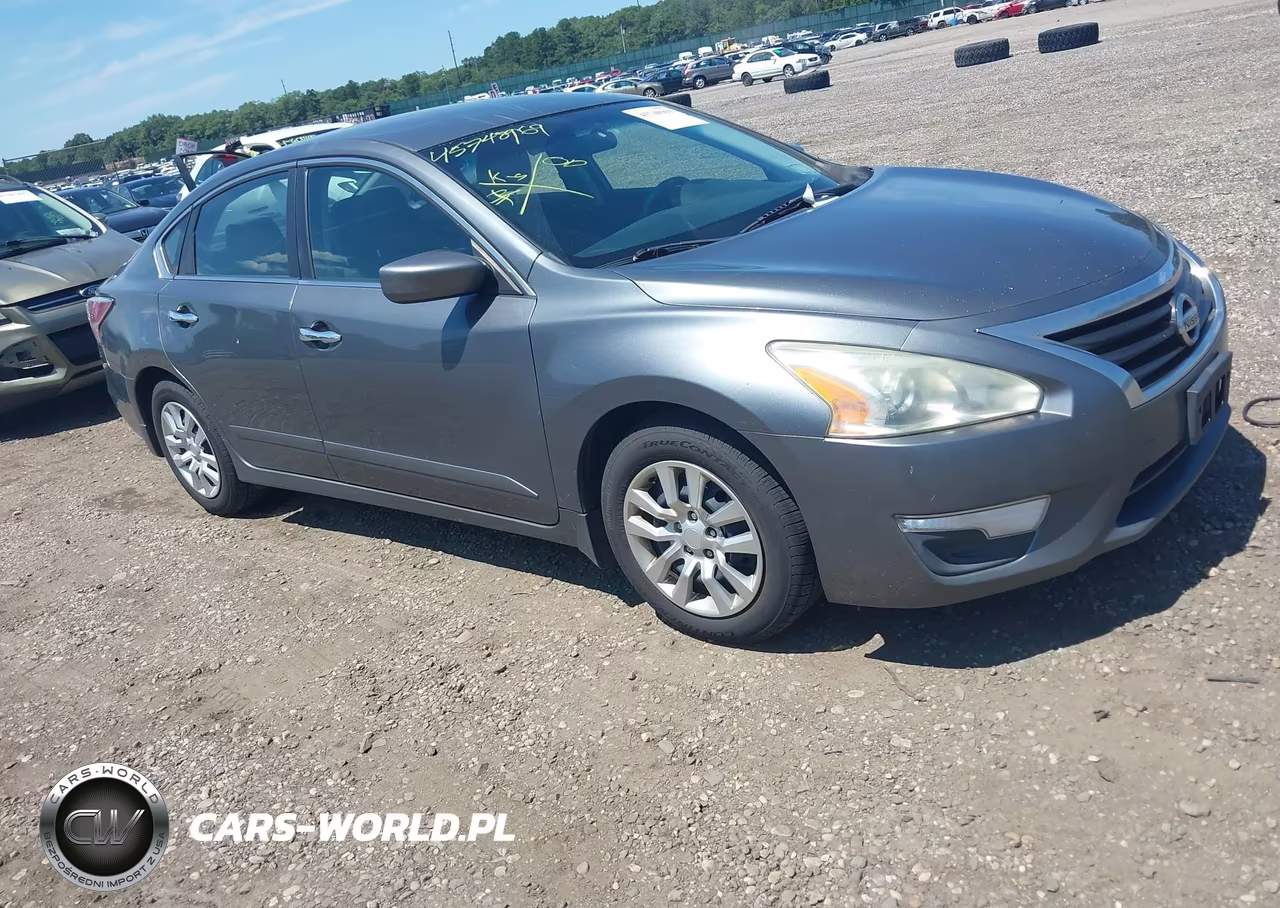2015 Nissan Altima 2.5 S – zdjęcie 1 z 12