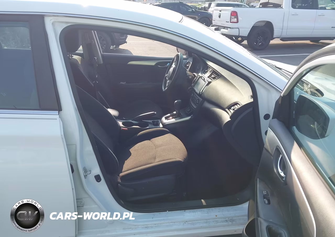 2019 Nissan Sentra S VIN:3N1AB7AP8KY306040 - 5