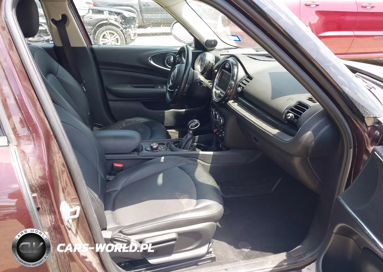 2018 Mini Clubman Cooper VIN:WMWLN5C57J2E34165 - 5