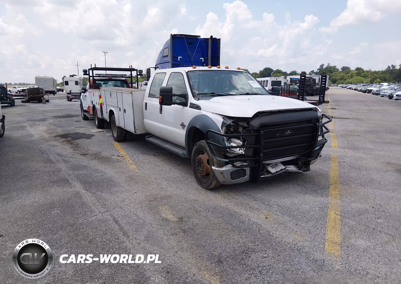 2014 Ford F-550 Chassis Xl