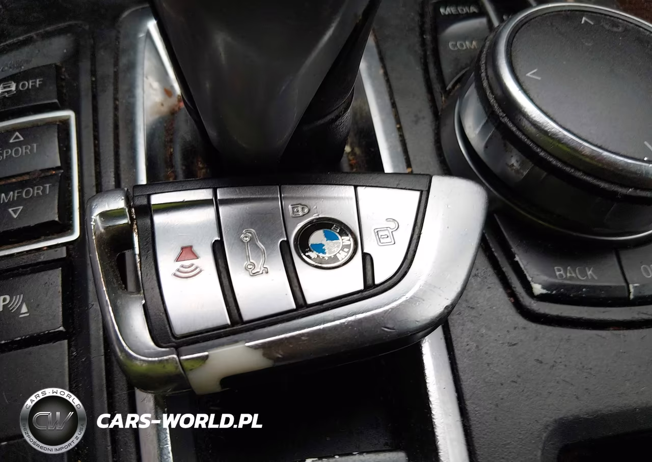 2017 BMW X6 xDrive35I VIN:5UXKU2C3XH0X47159 - 11