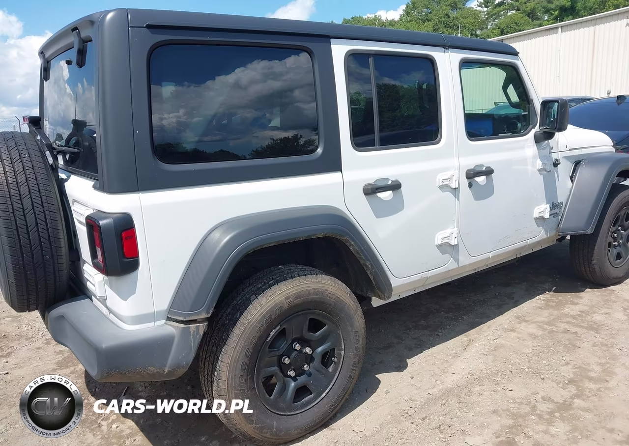 2018 Jeep Wrangler Unlimited Sport 4X4 VIN:1C4HJXDN8JW261647 - 4