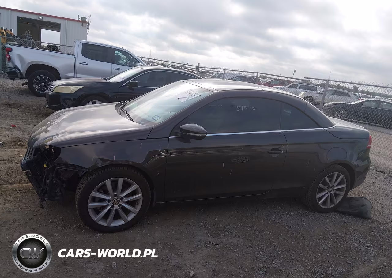 2014 Volkswagen Eos Komfort VIN:WVWBW8AH1EV000996 - 14