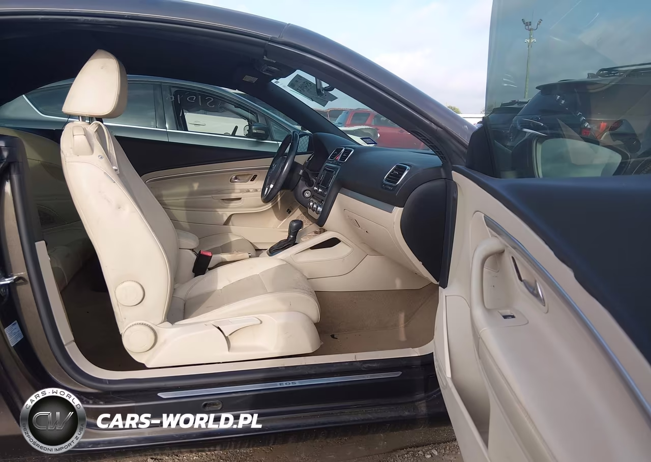 2014 Volkswagen Eos Komfort VIN:WVWBW8AH1EV000996 - 5