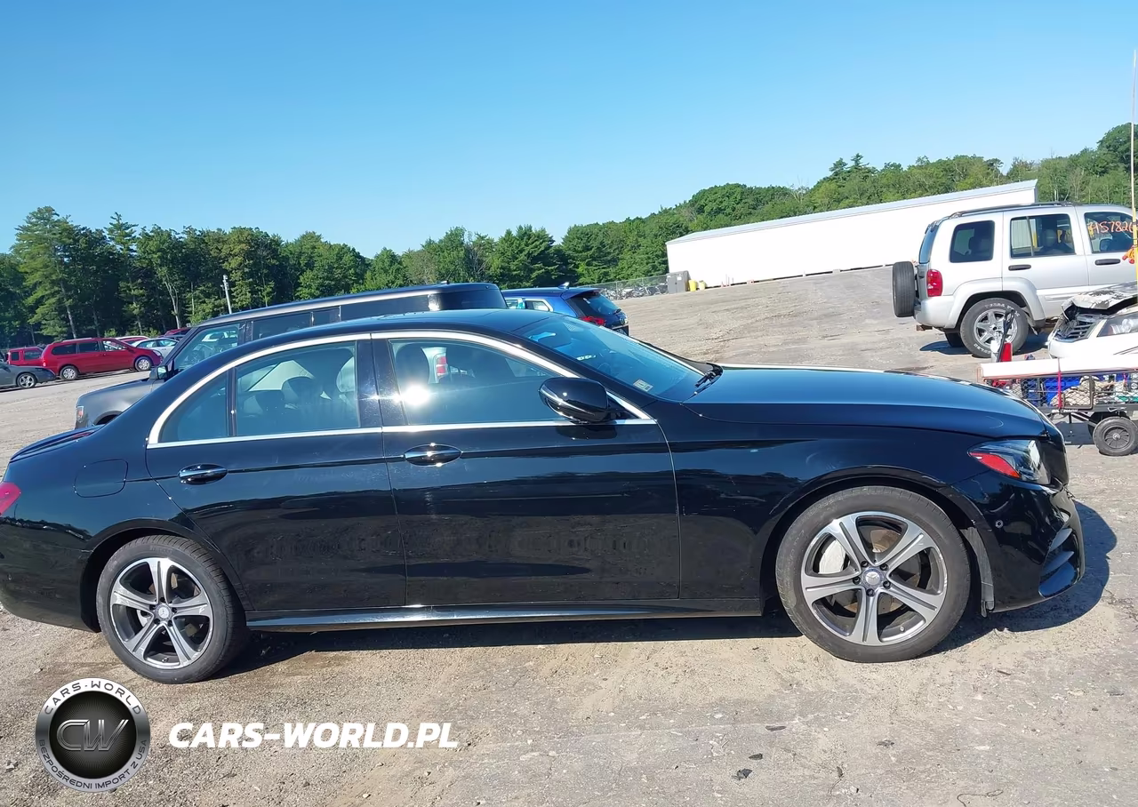 2017 Mercedes-Benz E 300 4Matic VIN:WDDZF4KB6HA168135 - 13