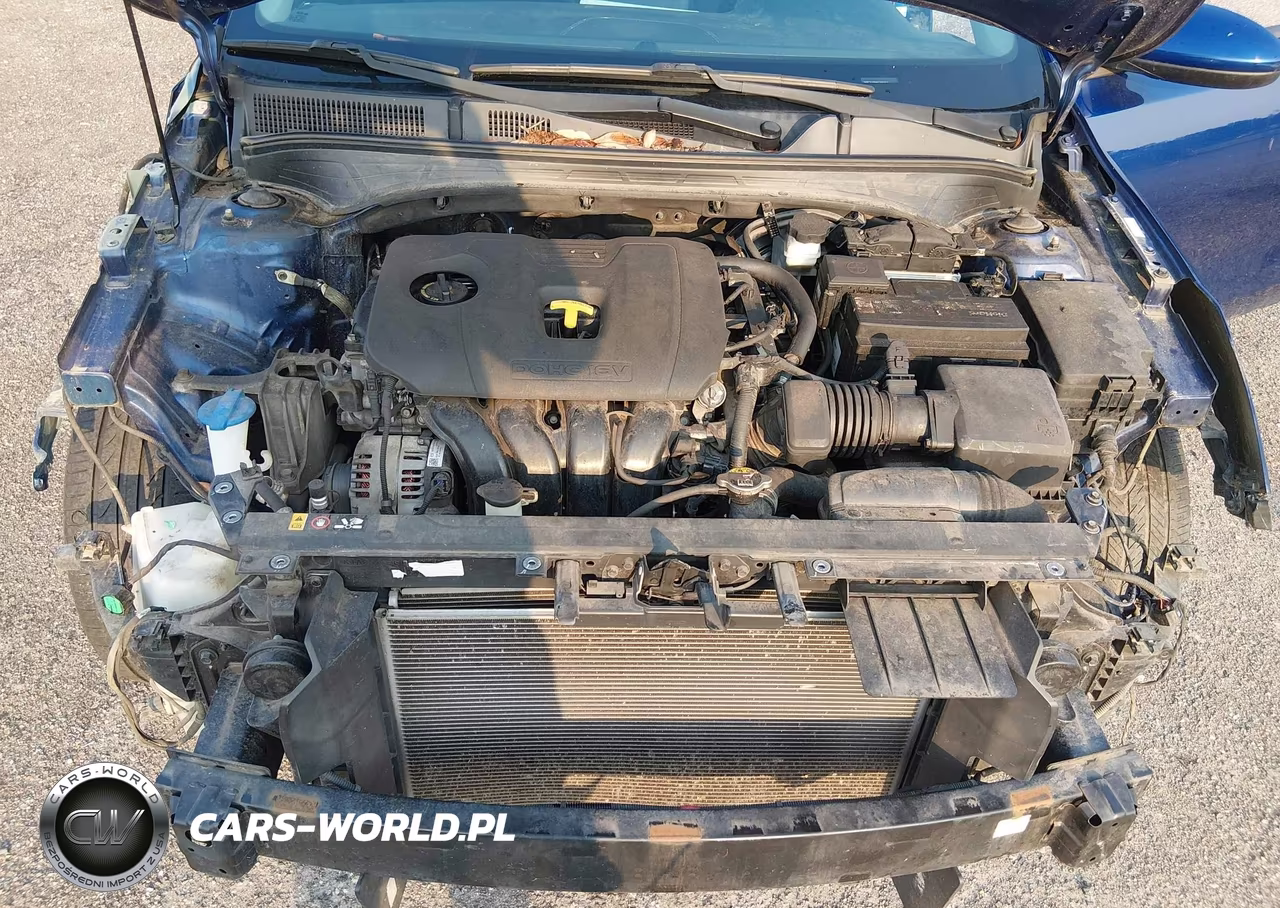 2019 Kia Forte S VIN:3KPF34AD8KE026561 - 10