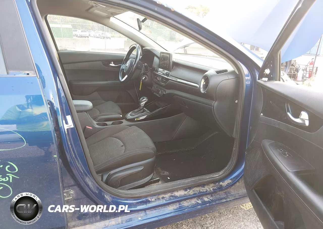 2019 Kia Forte S VIN:3KPF34AD8KE026561 - 5