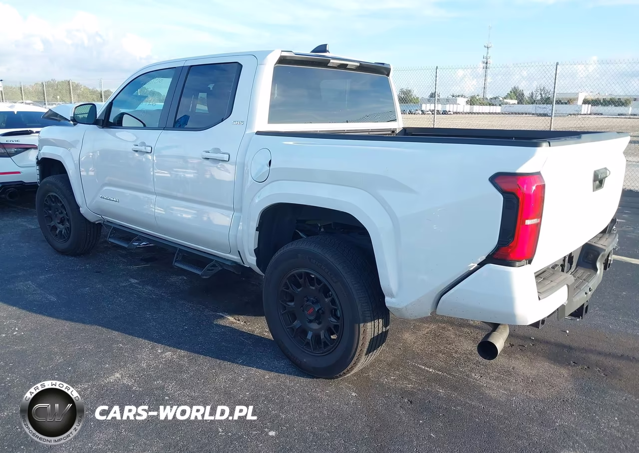 2025 Toyota Tacoma Sr5 VIN:3TYKB5FN6ST025766 - 3