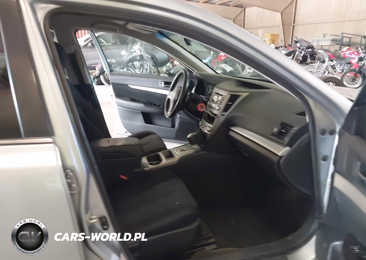 2013 Subaru Outback 2.5I Premium VIN:4S4BRCBC5D3269232 - 5