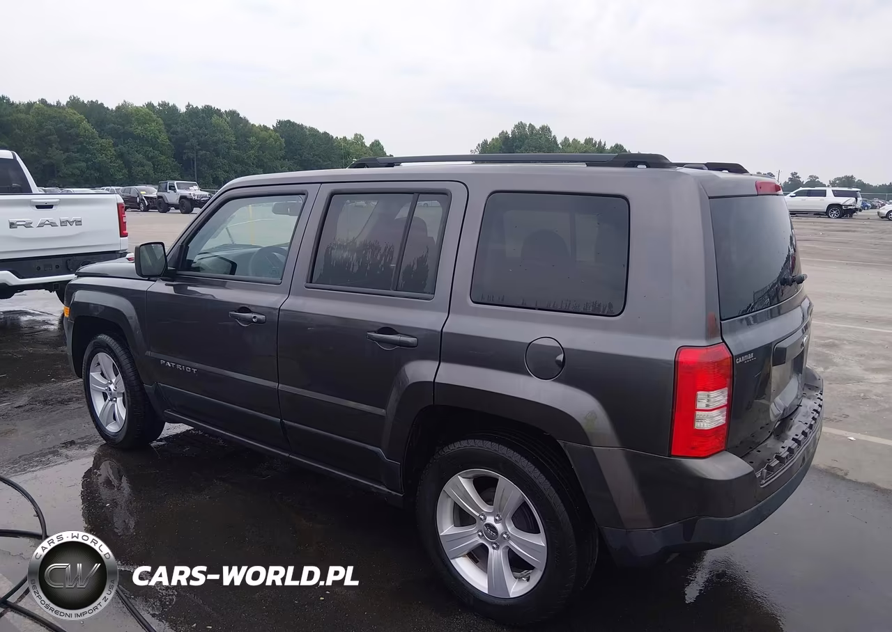 2017 Jeep Patriot Sport VIN:1C4NJPBB7HD157569 - 3