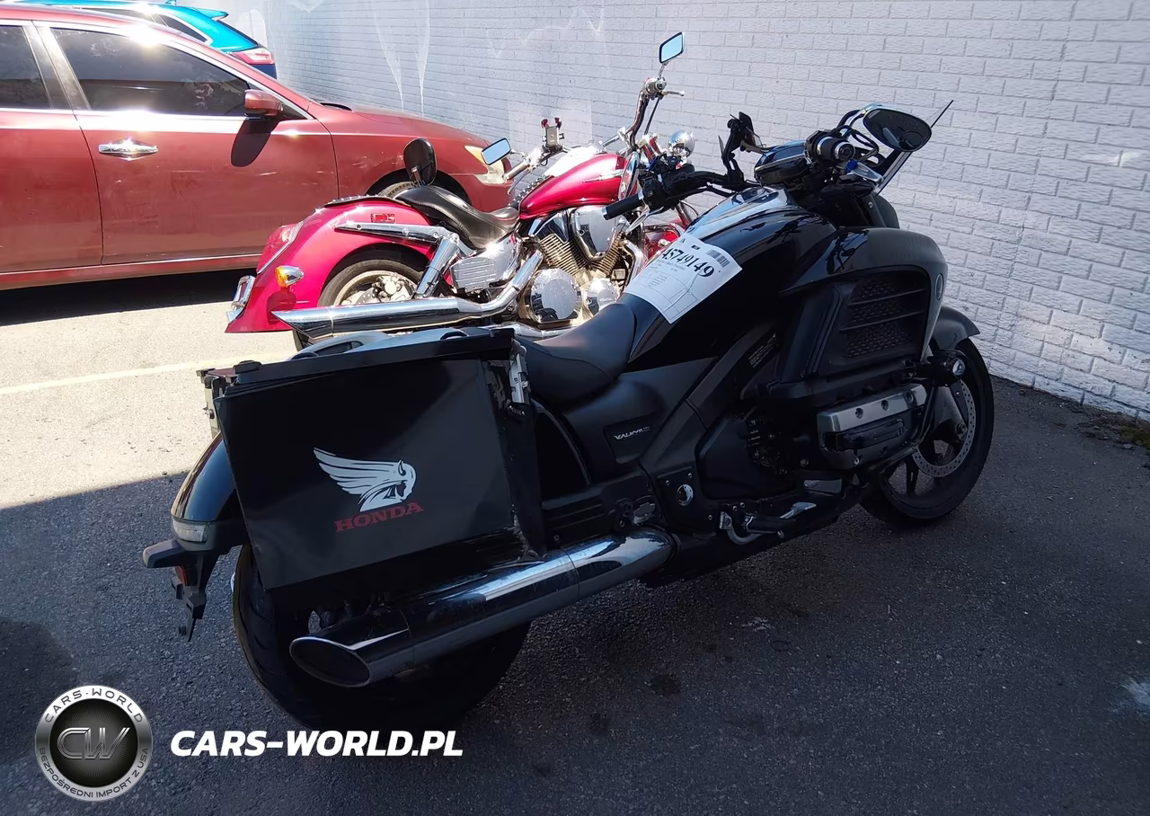 2014 Honda Gl1800 C VIN:JH2SC6808EK000595 - 4