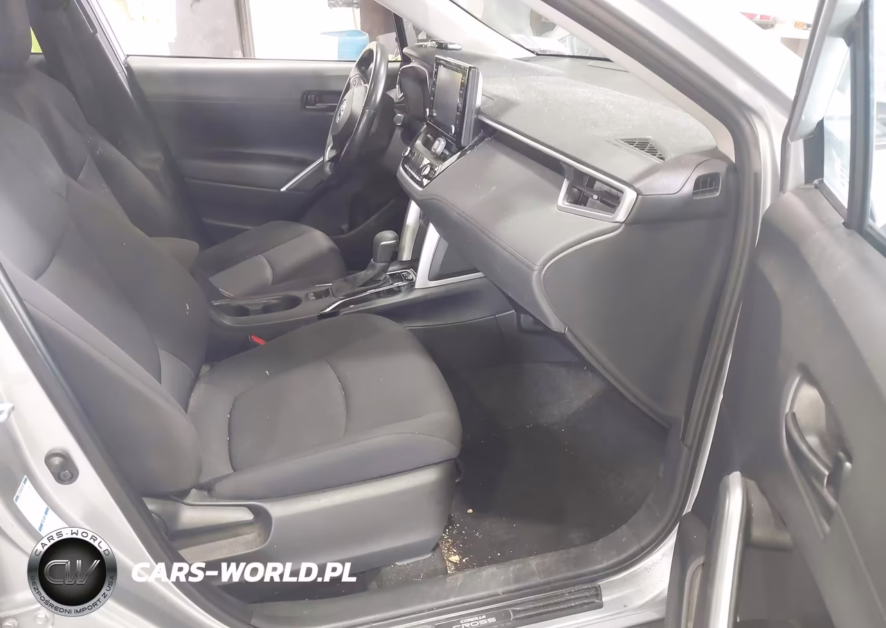 2022 Toyota Corolla Cross Le VIN:7MUBAABG0NV027540 - 5