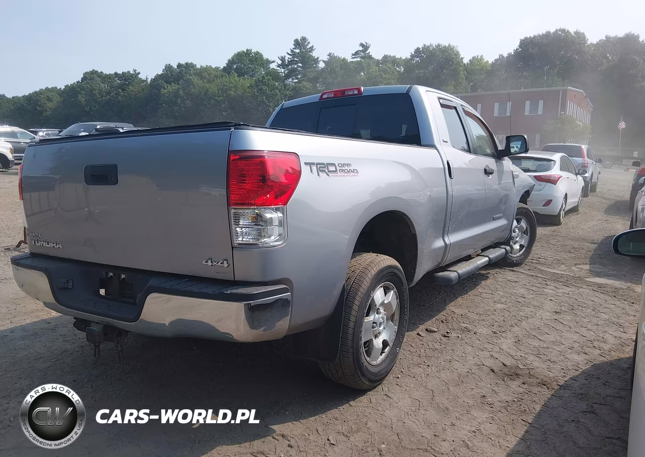 2010 Toyota Tundra Grade 5.7L V8 VIN:5TFUY5F18AX106275 - 4