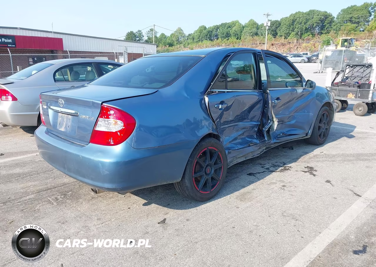 2004 Toyota Camry Le VIN:4T1BE32K64U899127 - 4