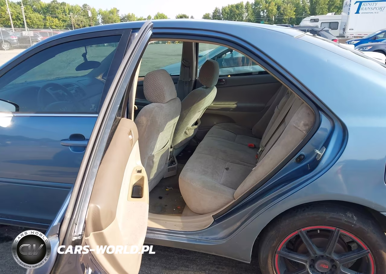 2004 Toyota Camry Le VIN:4T1BE32K64U899127 - 8