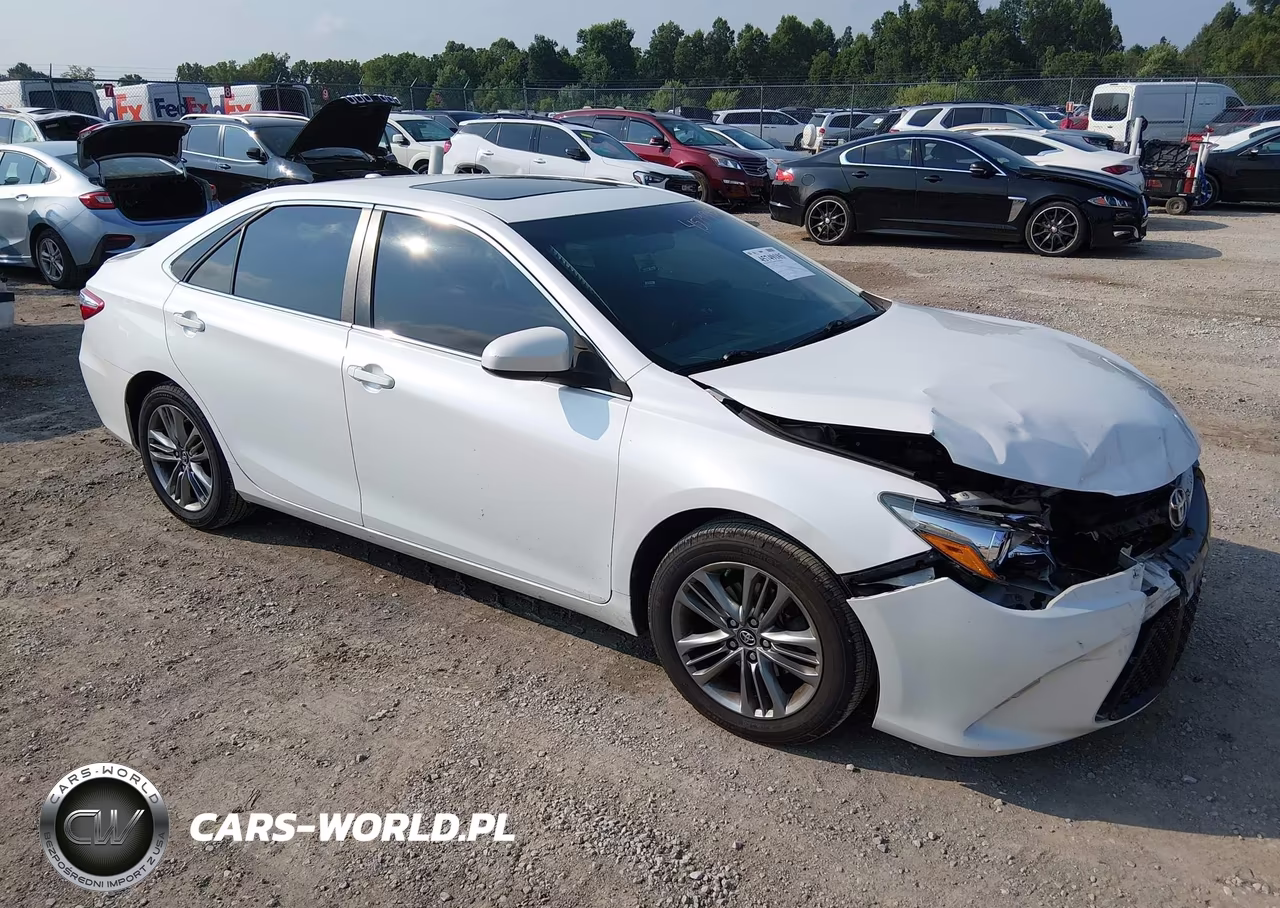 2016 Toyota Camry Se – zdjęcie 1 z 16