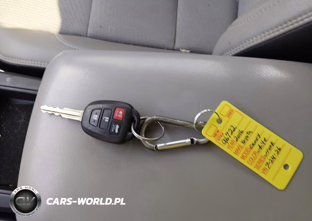 2016 Toyota Camry Se VIN:4T1BF1FK0GU237849 - 11
