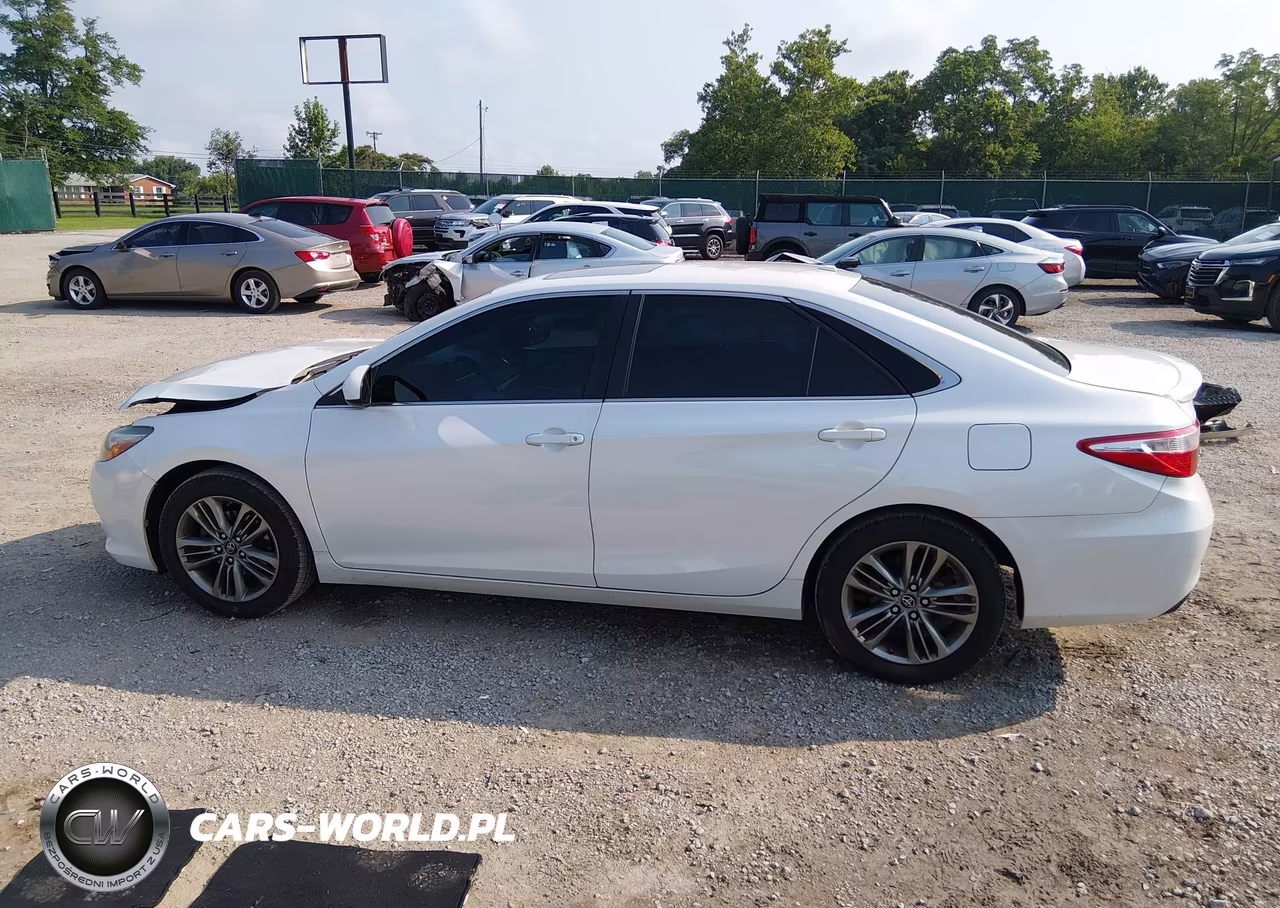 2016 Toyota Camry Se VIN:4T1BF1FK0GU237849 - 14