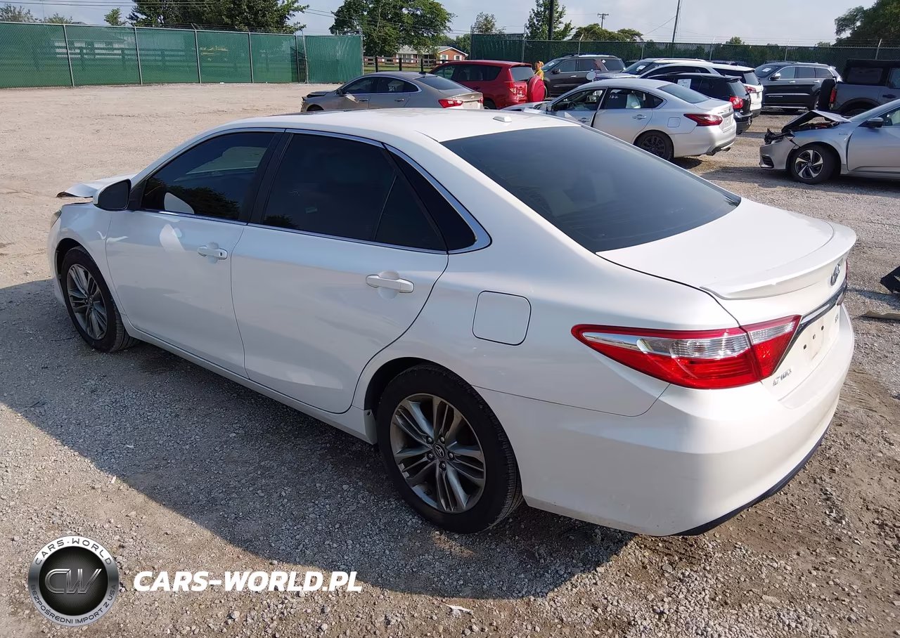 2016 Toyota Camry Se VIN:4T1BF1FK0GU237849 - 3