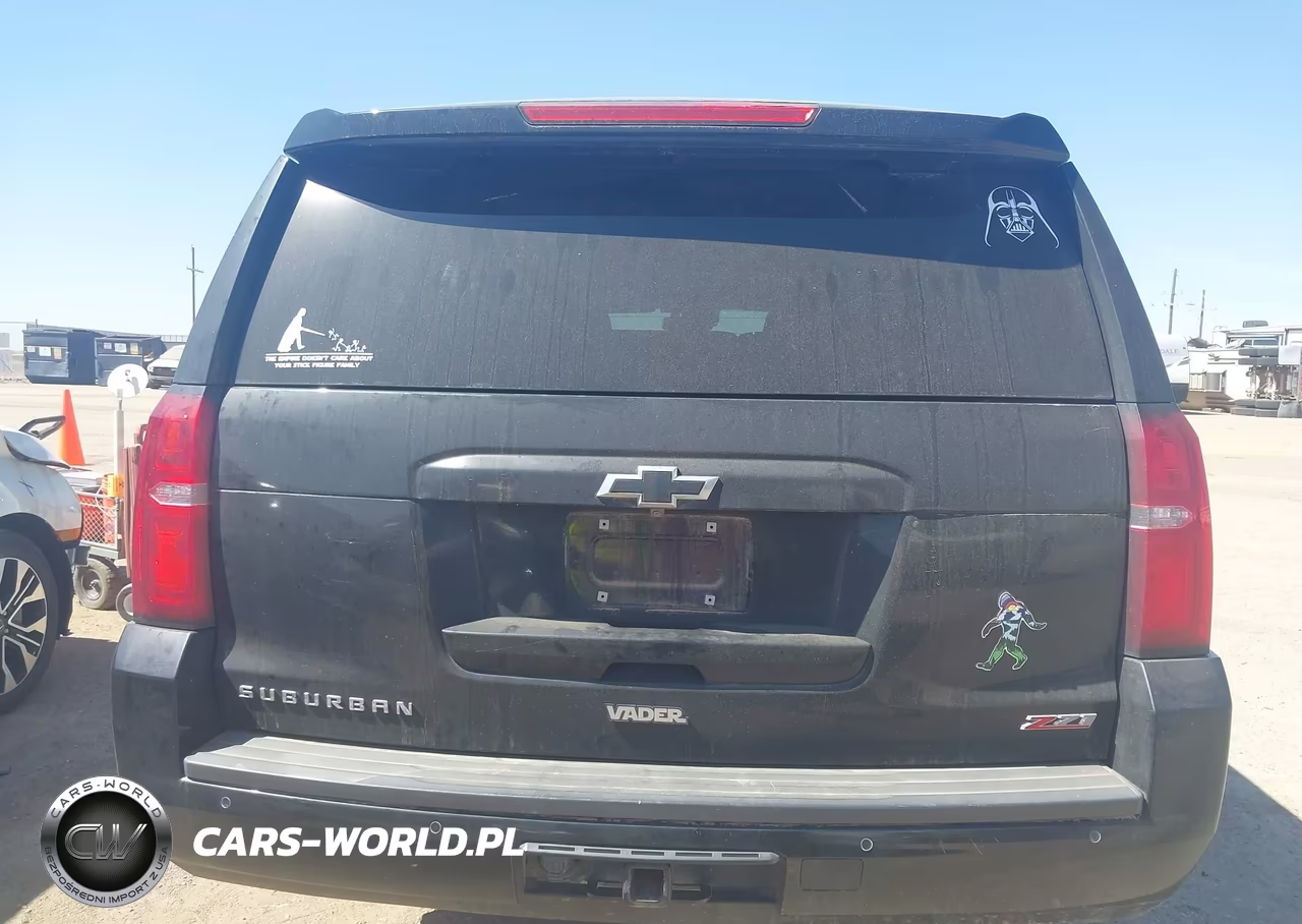 2018 Chevrolet Suburban Lt VIN:1GNSKHKCXJR185445 - 16