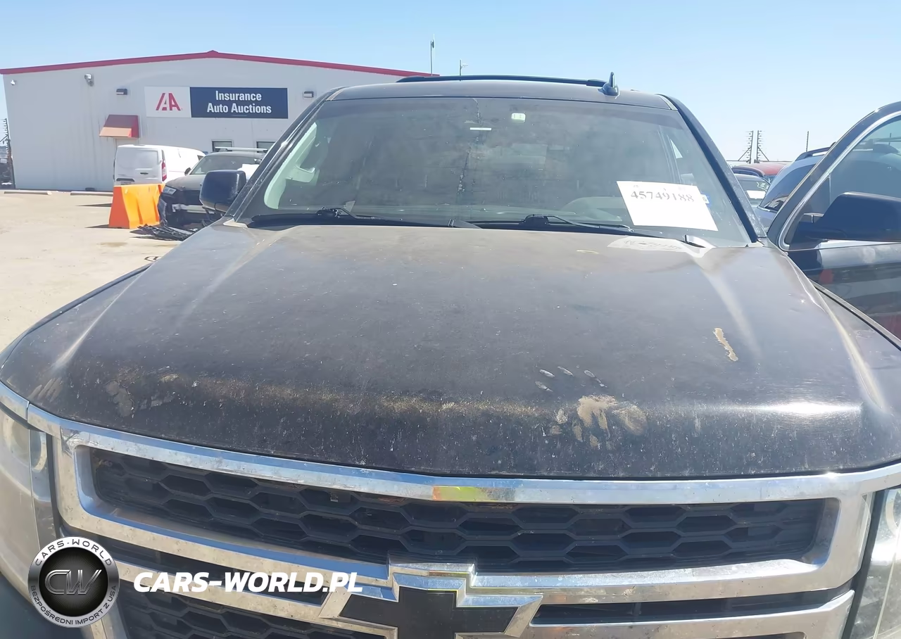 2018 Chevrolet Suburban Lt VIN:1GNSKHKCXJR185445 - 6