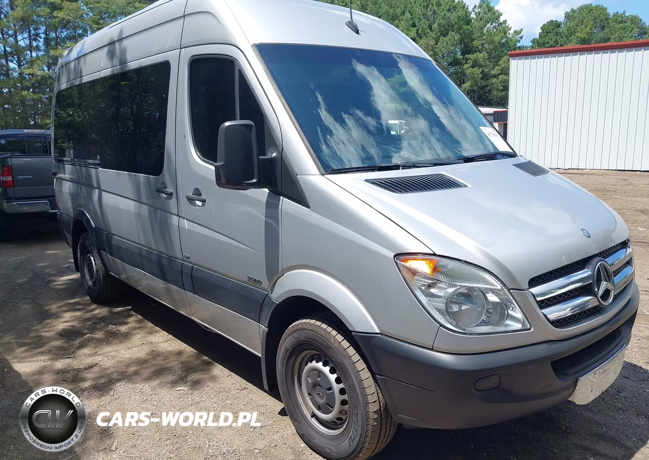 2013 Mercedes-Benz Sprinter 2500 Normal Roof
