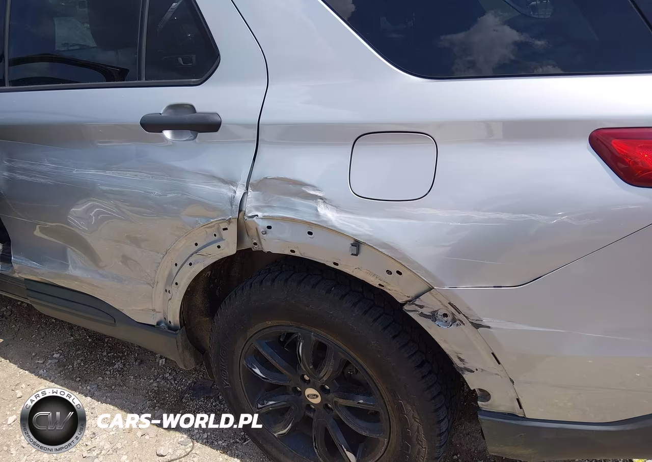 2021 Ford Explorer VIN:1FMSK7BH3MGA27667 - 6