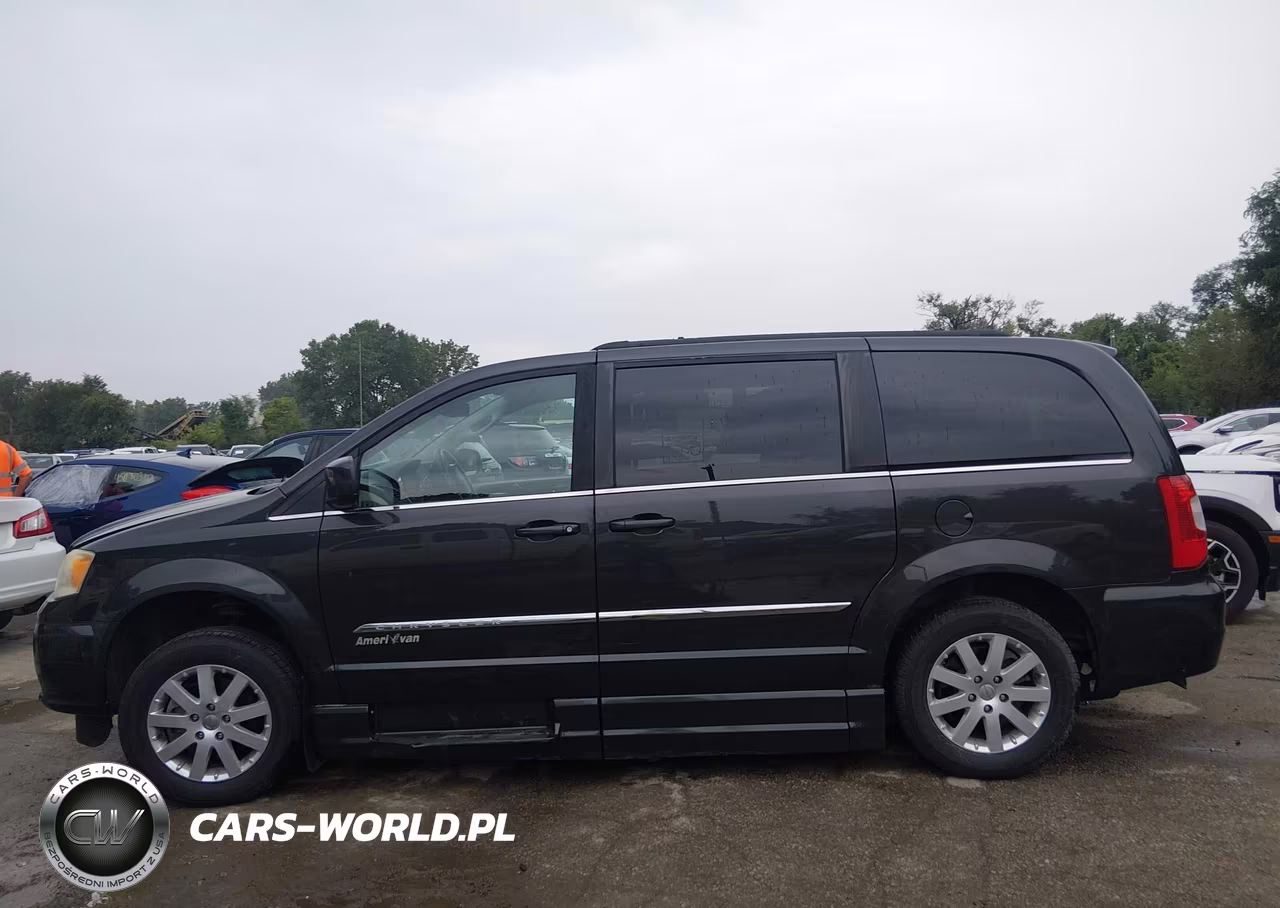 2012 Chrysler Town & Country Touring VIN:2C4RC1BG9CR411955 - 15