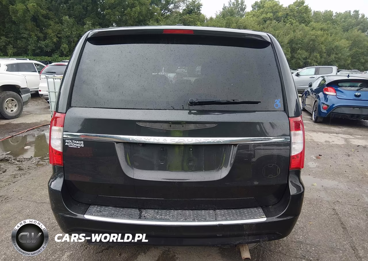 2012 Chrysler Town & Country Touring VIN:2C4RC1BG9CR411955 - 17