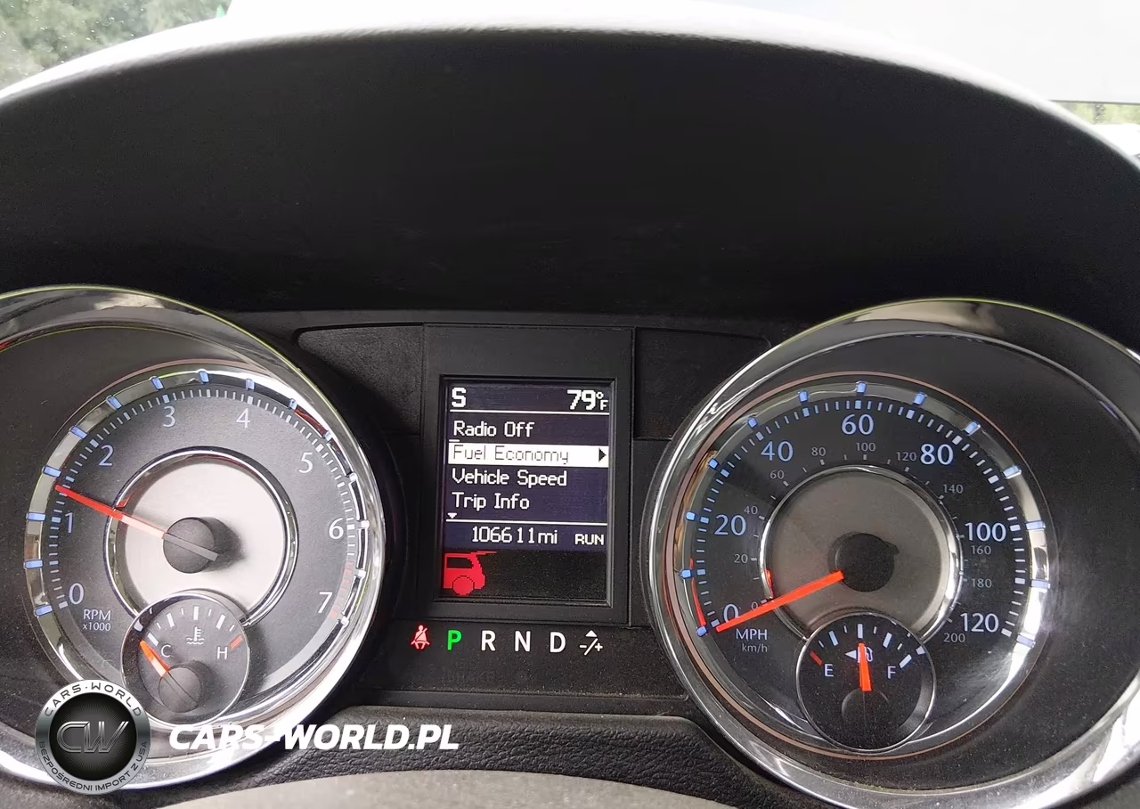 2012 Chrysler Town & Country Touring VIN:2C4RC1BG9CR411955 - 7