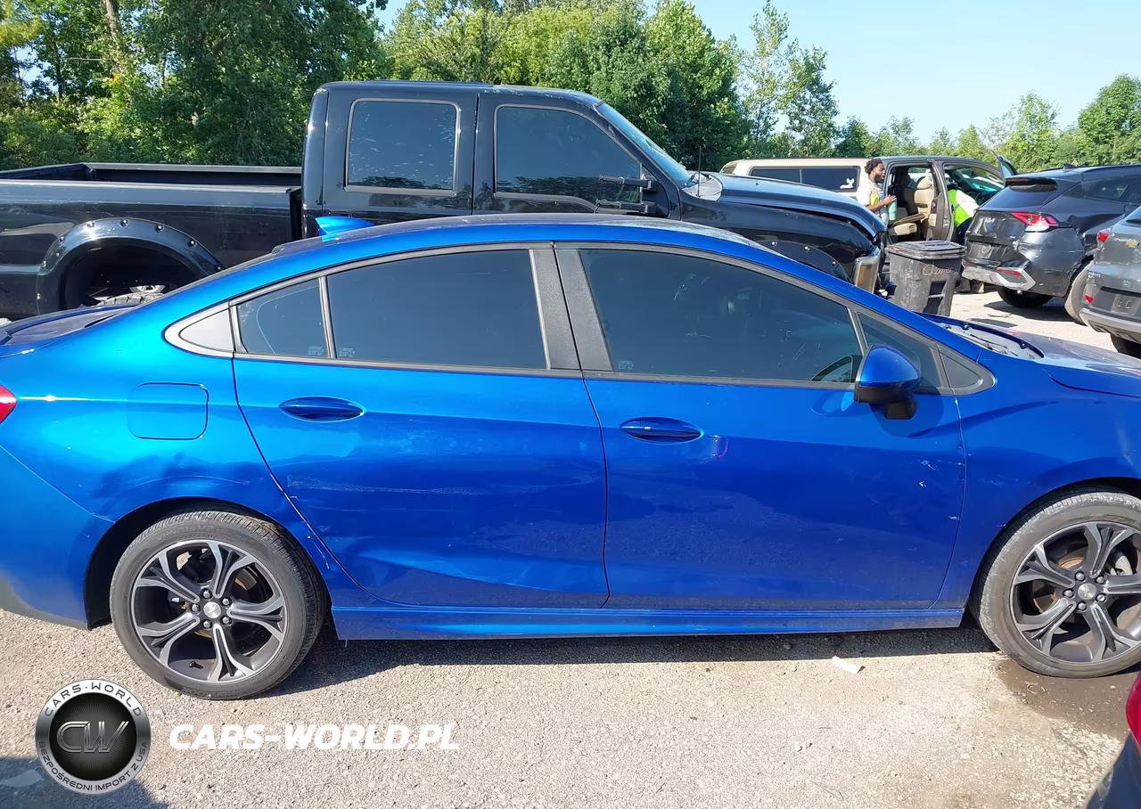 2019 Chevrolet Cruze Lt VIN:1G1BE5SM3K7109241 - 13