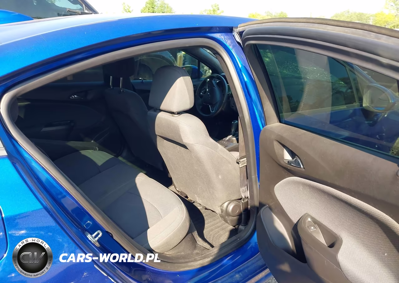 2019 Chevrolet Cruze Lt VIN:1G1BE5SM3K7109241 - 8