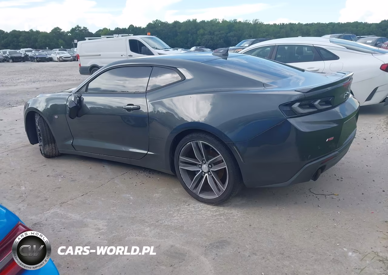 2017 Chevrolet Camaro 2Lt VIN:1G1FD1RX3H0193124 - 3