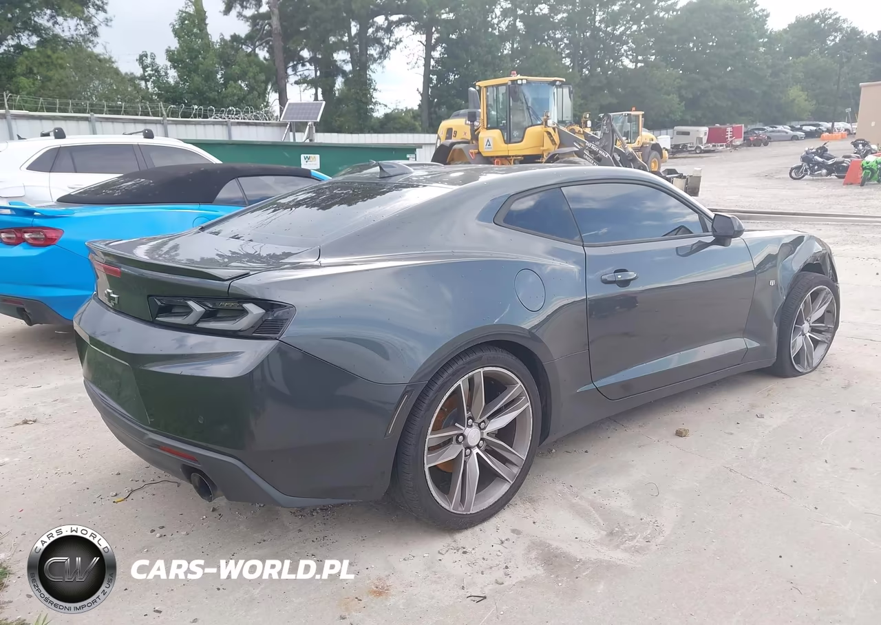 2017 Chevrolet Camaro 2Lt VIN:1G1FD1RX3H0193124 - 4