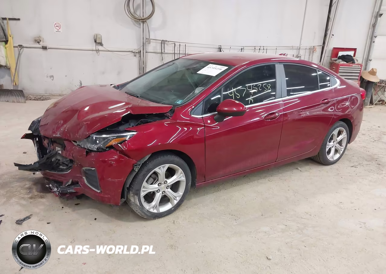 2019 Chevrolet Cruze Premier VIN:1G1BF5SM4K7118429 - 2