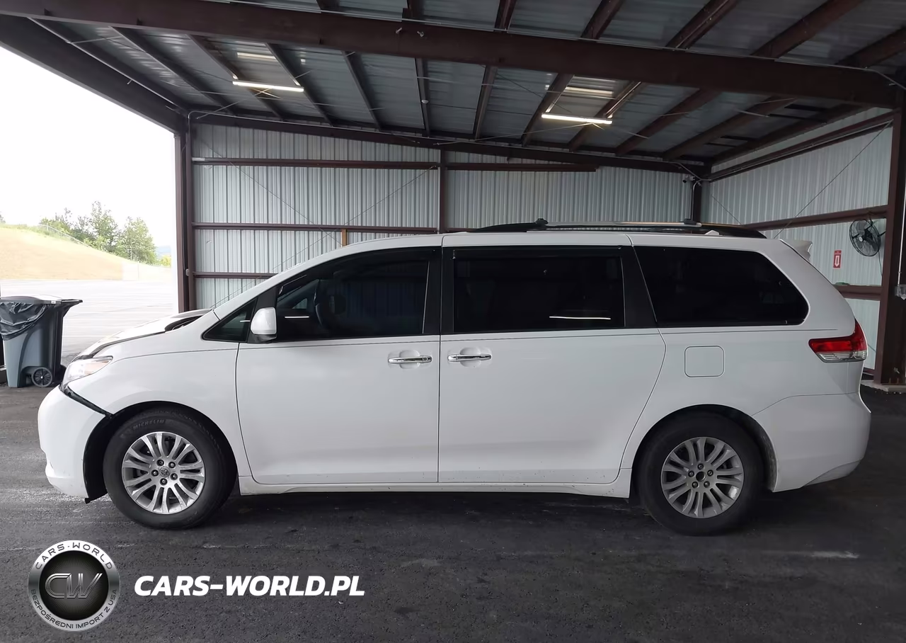 2011 Toyota Sienna Xle V6 VIN:5TDYK3DC8BS144284 - 15