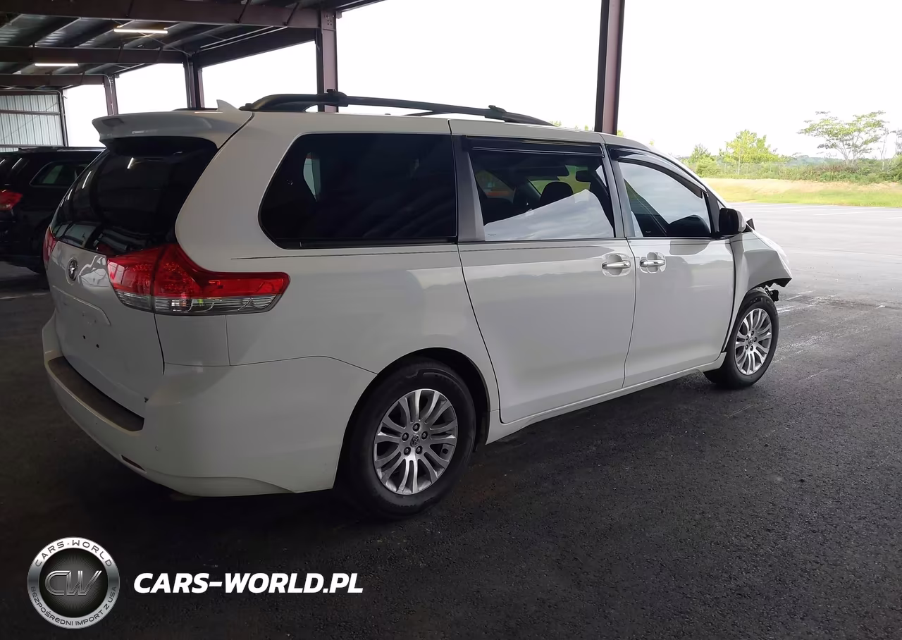 2011 Toyota Sienna Xle V6 VIN:5TDYK3DC8BS144284 - 4