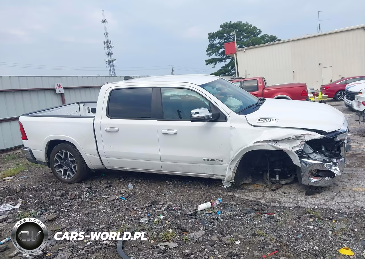 2025 Ram 1500 Laramie 4X4 5'7 Box VIN:1C6SRFJP2SN641841 - 13