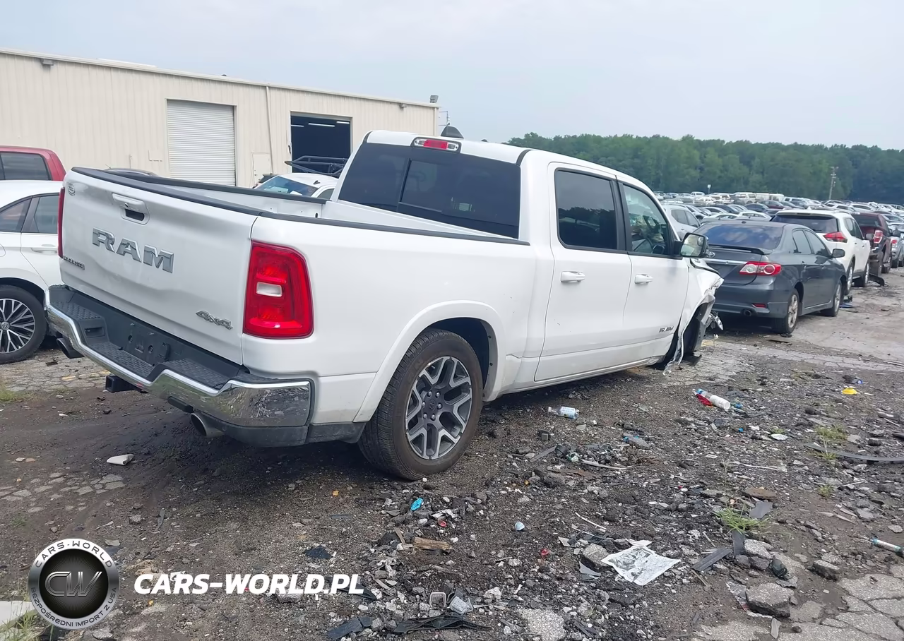 2025 Ram 1500 Laramie 4X4 5'7 Box VIN:1C6SRFJP2SN641841 - 4