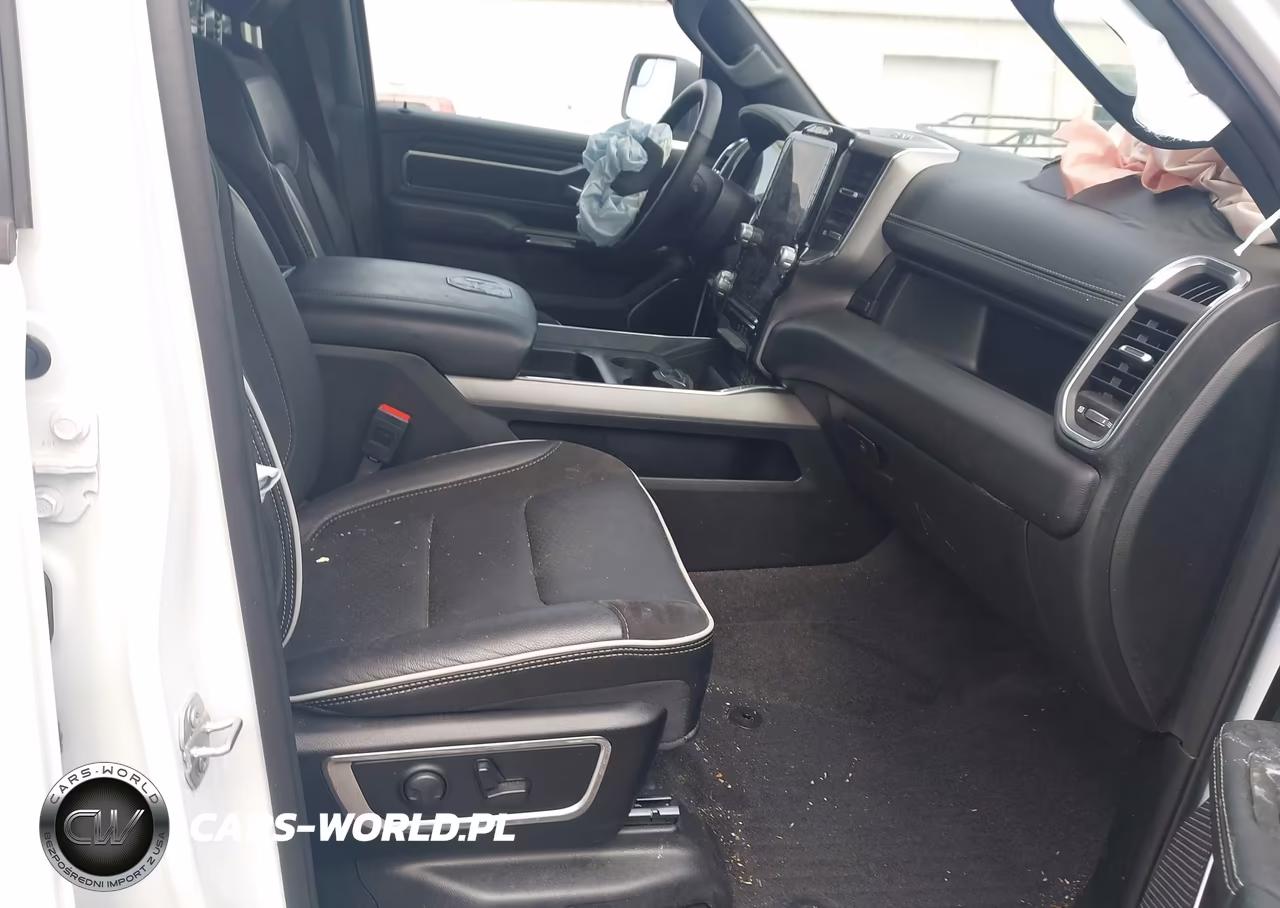2025 Ram 1500 Laramie 4X4 5'7 Box VIN:1C6SRFJP2SN641841 - 5