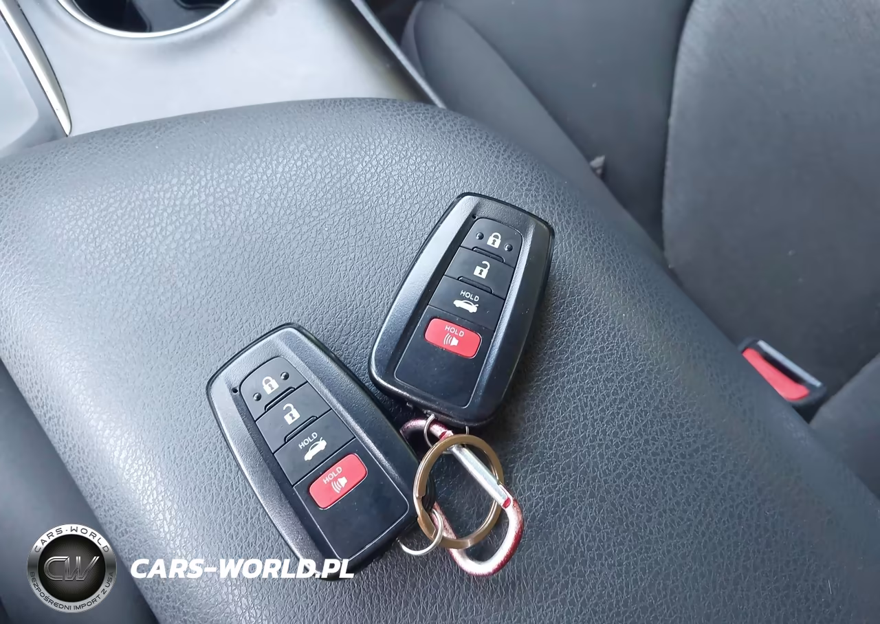 2023 Toyota Camry Le VIN:4T1R11AK5PU801208 - 11
