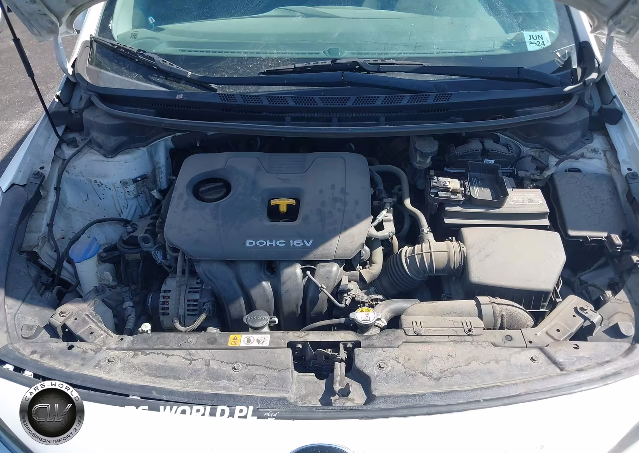 2018 Kia Forte Lx VIN:3KPFL4A76JE235533 - 10