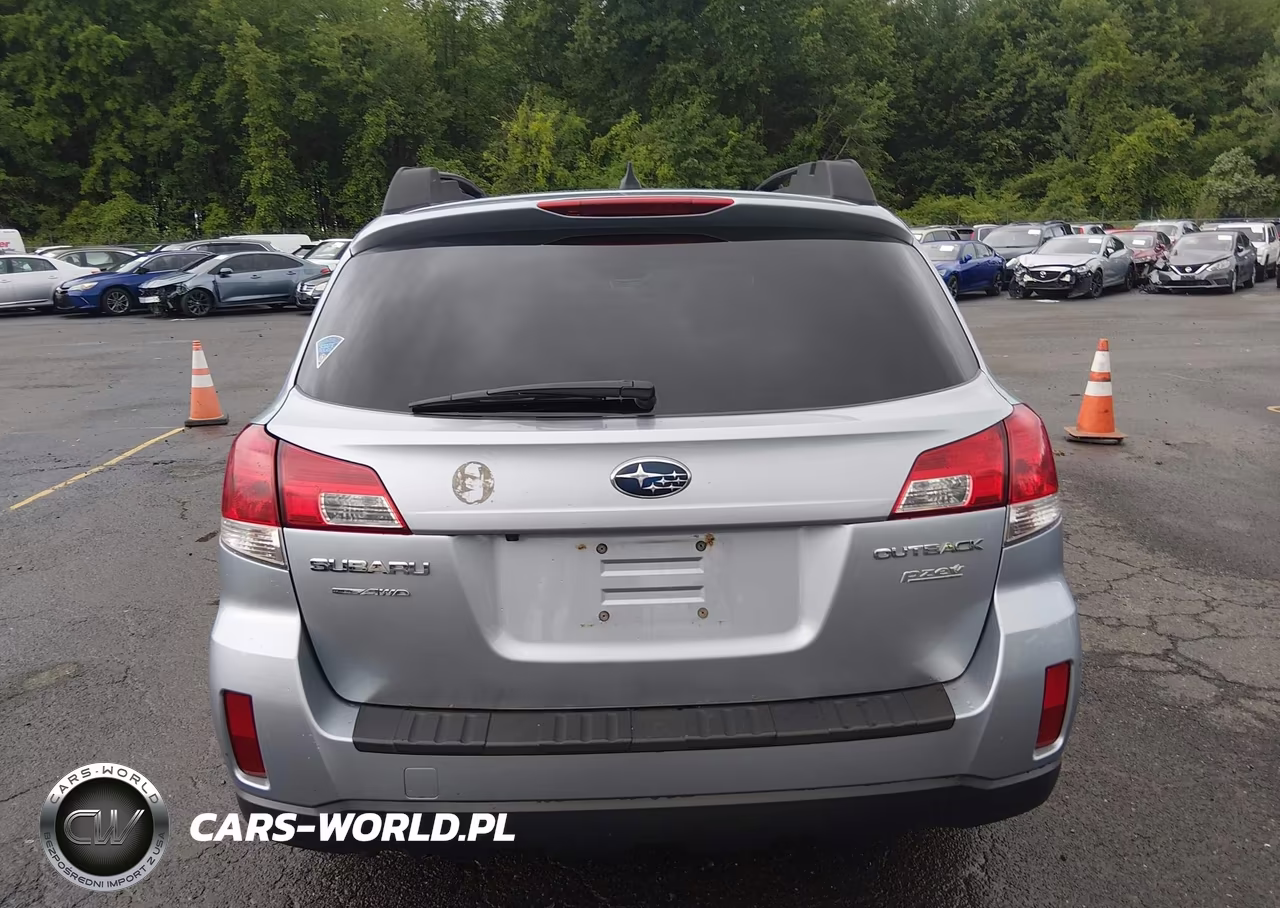 2014 Subaru Outback 2.5I Limited VIN:4S4BRBLC2E3203621 - 17